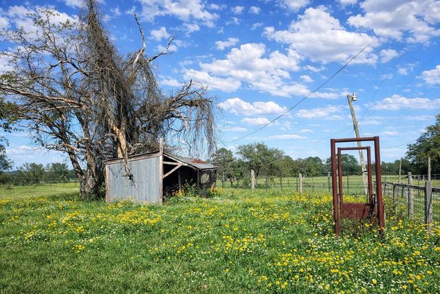 12811 E Us Hwy 79, Oakwood, TX 75855