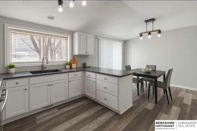 13402 S 34 Street, Bellevue, NE 68123