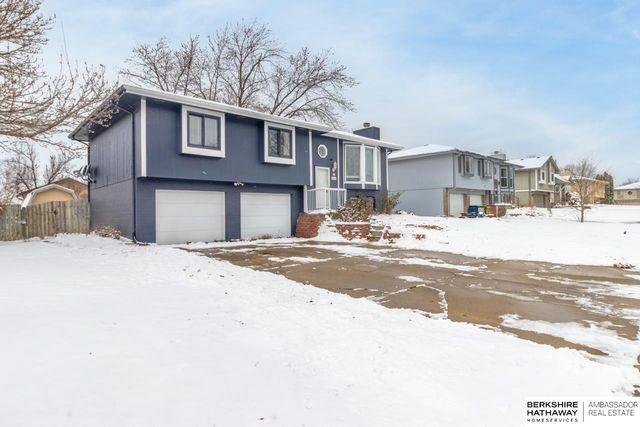 13402 S 34 Street, Bellevue, NE 68123