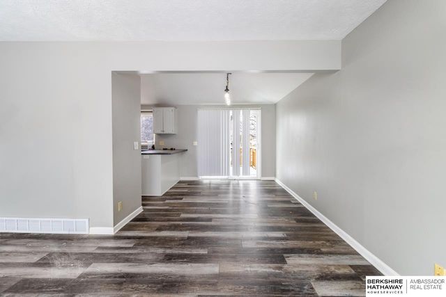 13402 S 34 Street, Bellevue, NE 68123