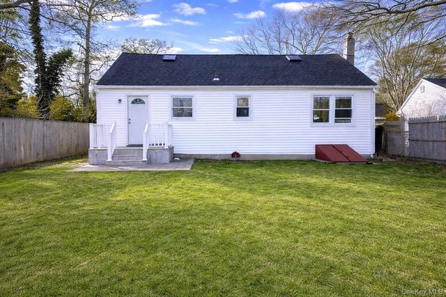 79 Johns Neck Road, Shirley, NY 11967