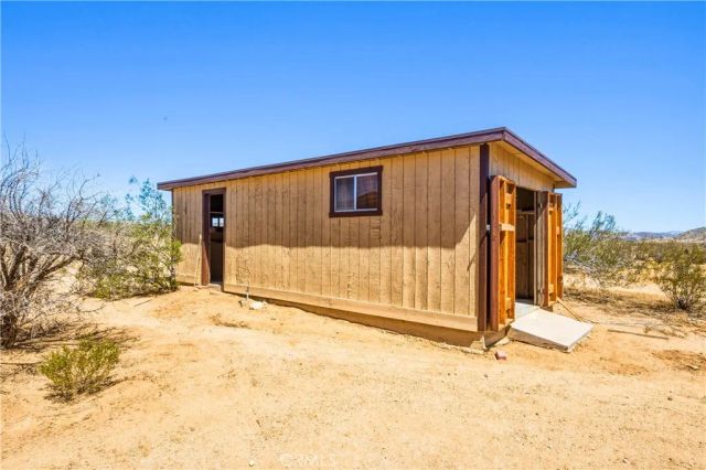 56674 Cone Boulevard, Landers, CA 92285