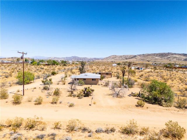 56674 Cone Boulevard, Landers, CA 92285