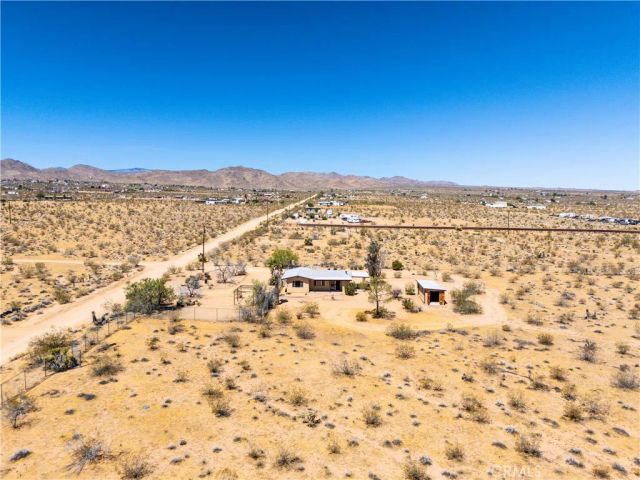 56674 Cone Boulevard, Landers, CA 92285