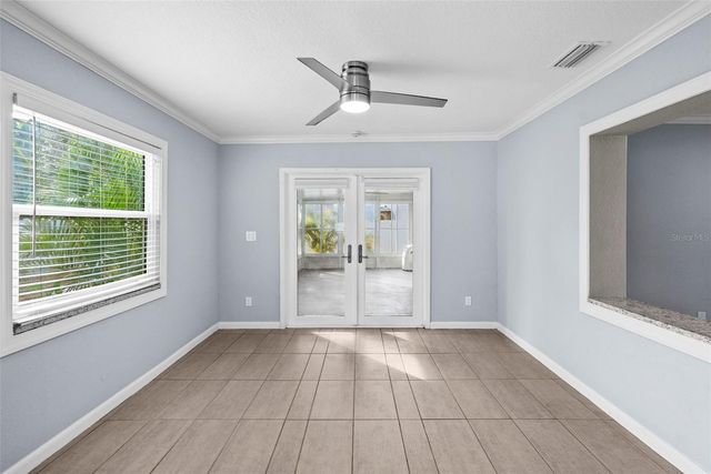 7499 OAK STREET NE, St Petersburg, FL 33702