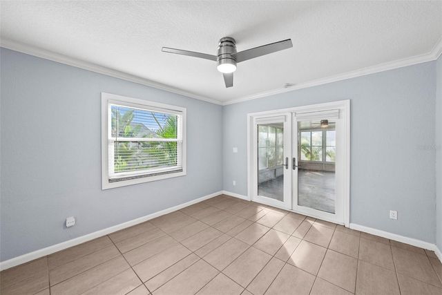 7499 OAK STREET NE, St Petersburg, FL 33702