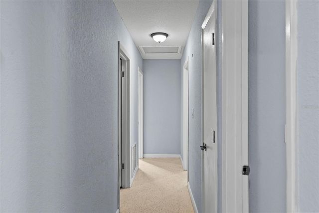 7499 OAK STREET NE, St Petersburg, FL 33702