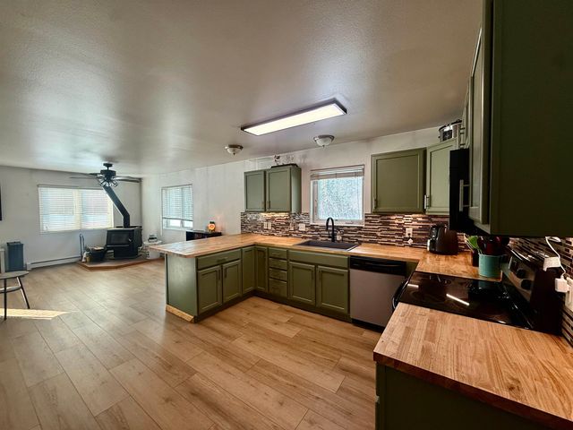 2301 GORDON ROAD, North Pole, AK 99705