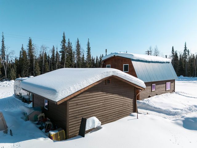 2301 GORDON ROAD, North Pole, AK 99705