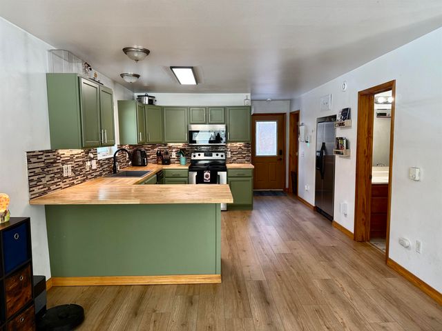 2301 GORDON ROAD, North Pole, AK 99705