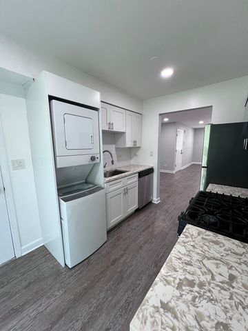 224 E Rimini Court 2A, Palatine, IL 60067