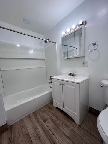 224 E Rimini Court 2A, Palatine, IL 60067
