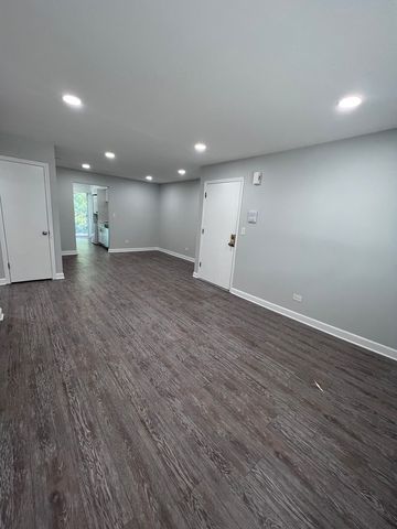 224 E Rimini Court 2A, Palatine, IL 60067