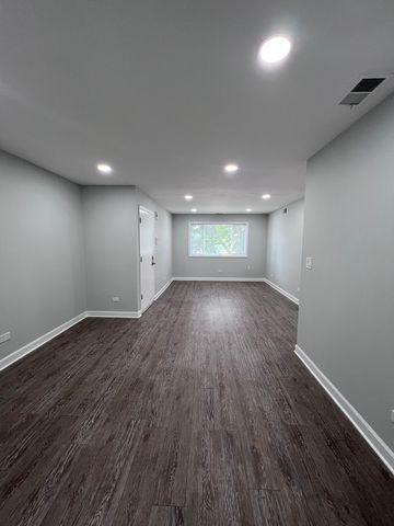 224 E Rimini Court 2A, Palatine, IL 60067