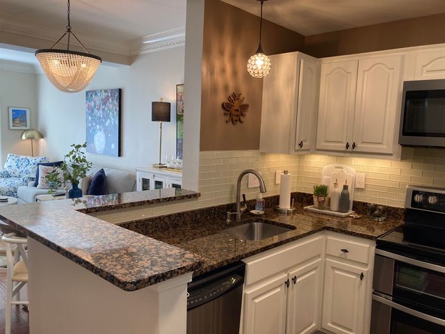 5400 Park Ave Apt 103, Memphis, TN 38119