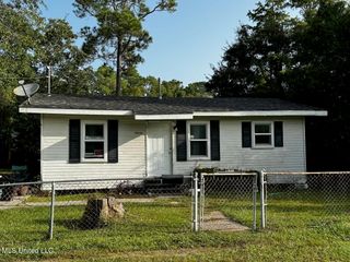 15030 Polk Street, Gulfport, MS 39501