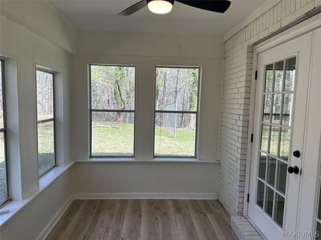 396 SPRING Lane, Deatsville, AL 36022