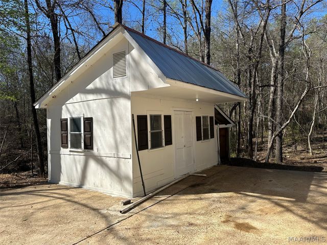 396 SPRING Lane, Deatsville, AL 36022