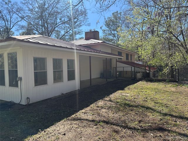 396 SPRING Lane, Deatsville, AL 36022