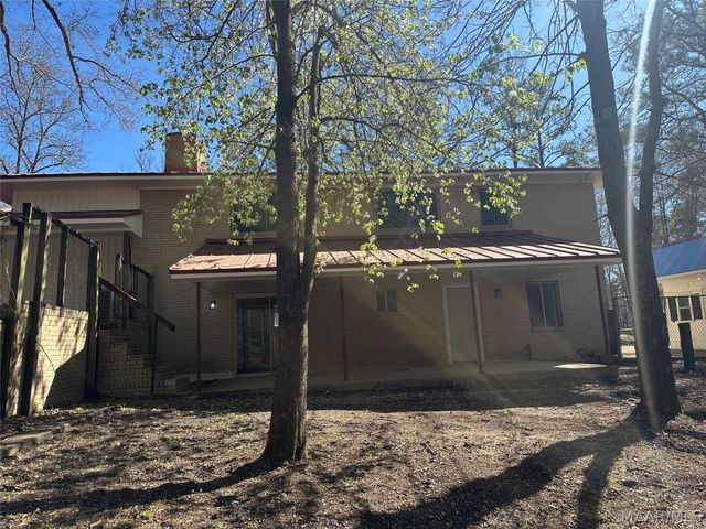 396 SPRING Lane, Deatsville, AL 36022