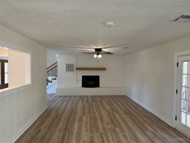 396 SPRING Lane, Deatsville, AL 36022