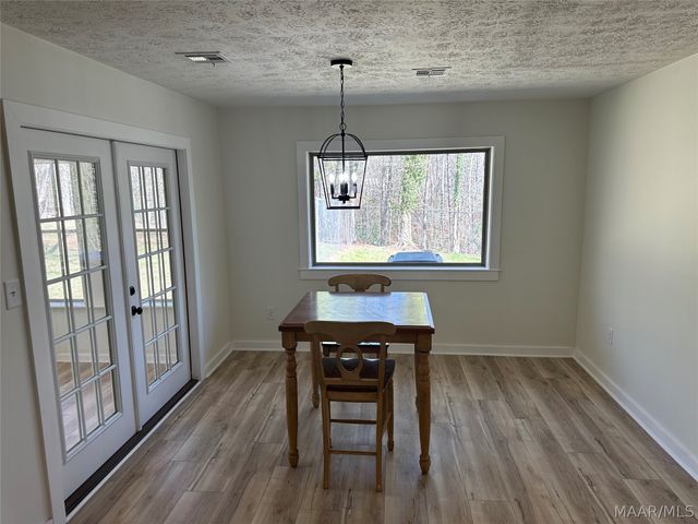 396 SPRING Lane, Deatsville, AL 36022