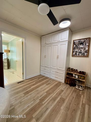 215 N Edgewood Avenue, Williamston, NC 27892