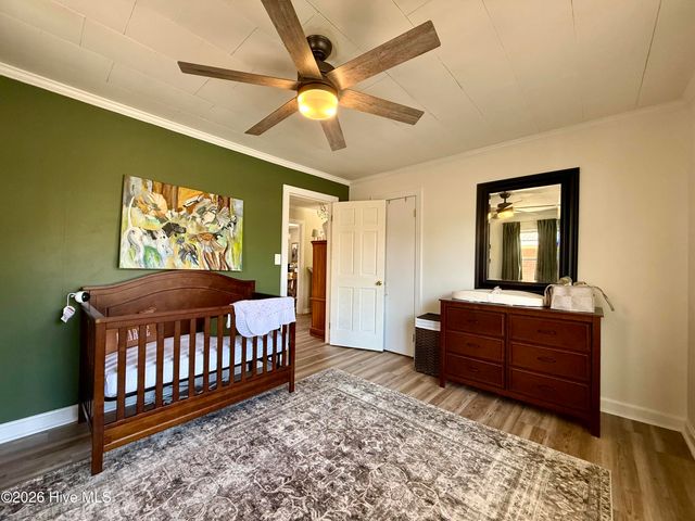 215 N Edgewood Avenue, Williamston, NC 27892