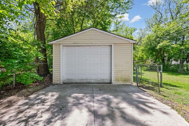 14924 Sumner, Redford, MI 48239