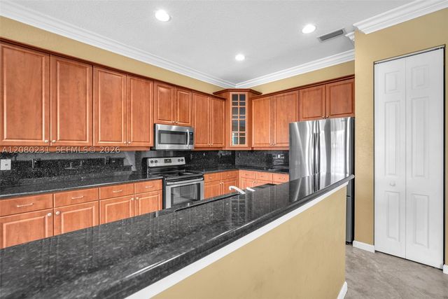 9345 Madewood Ct, West Palm Beach, FL 33411