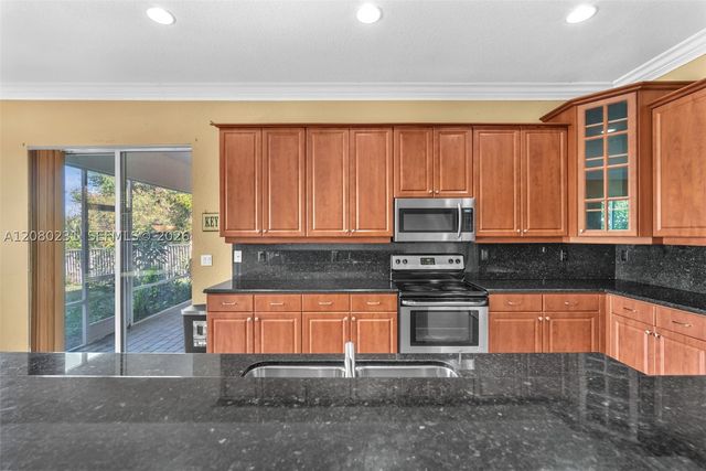 9345 Madewood Ct, West Palm Beach, FL 33411