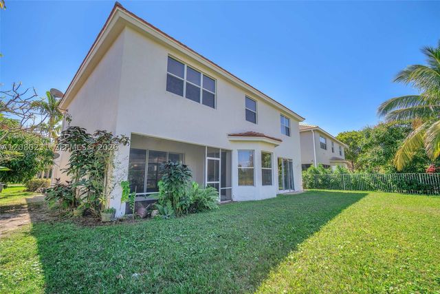 9345 Madewood Ct, West Palm Beach, FL 33411