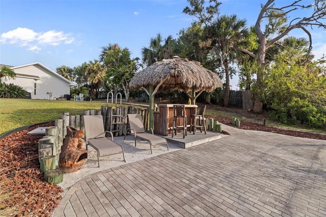 719 ELLICOTT CIRCLE NW, Port Charlotte, FL 33952