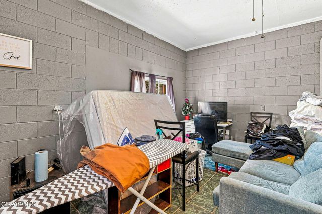 3320 HAMILTON Avenue, El Paso, TX 79930