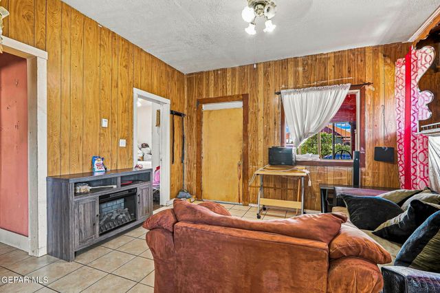 3320 HAMILTON Avenue, El Paso, TX 79930