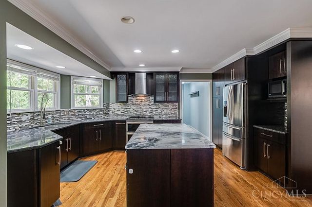 10564 Stablehand Drive, Symmes Twp, OH 45242