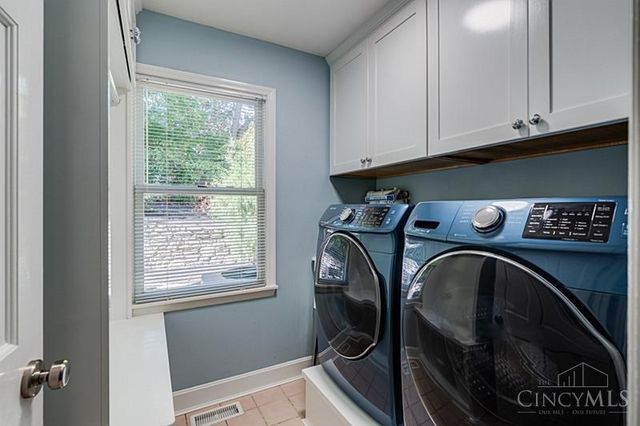 10564 Stablehand Drive, Symmes Twp, OH 45242