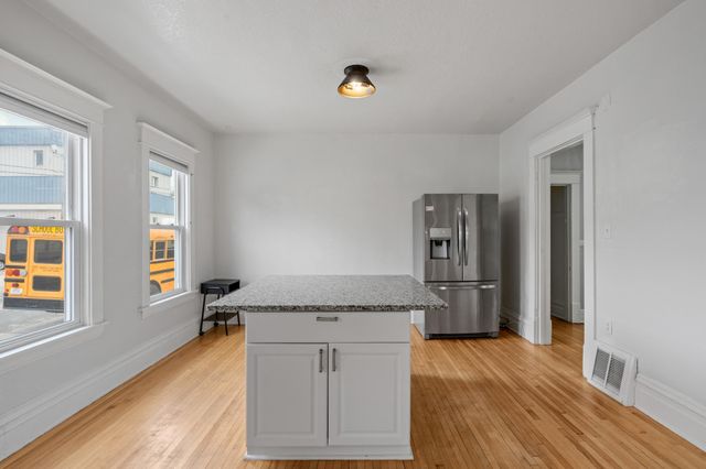 1176 14th Avenue SE, Minneapolis, MN 55414