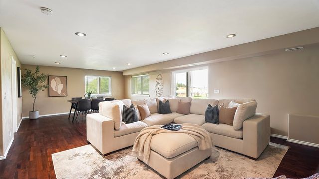 5714 W 57th Ave, Spokane, WA 99224