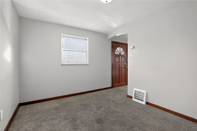 2671 Woodstock Ave, Swissvale, PA 15218