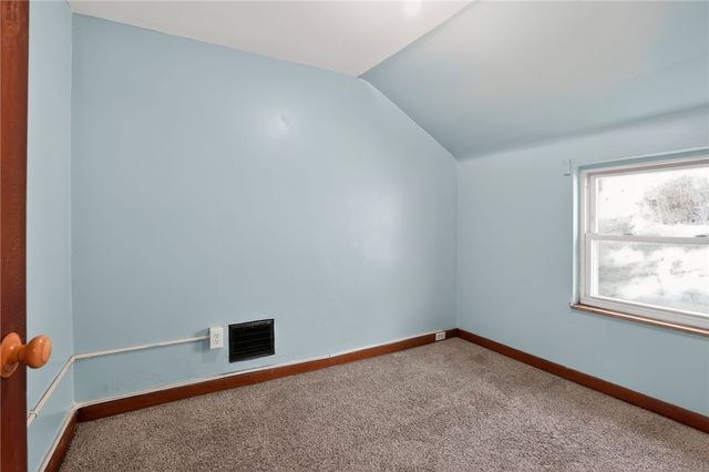 2671 Woodstock Ave, Swissvale, PA 15218