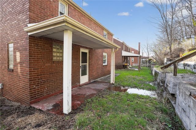 2671 Woodstock Ave, Swissvale, PA 15218