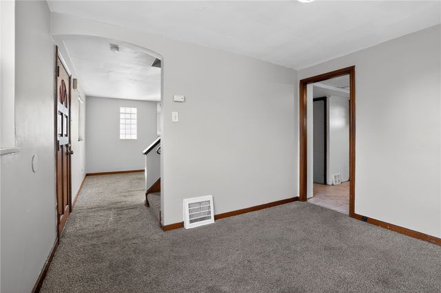 2671 Woodstock Ave, Swissvale, PA 15218