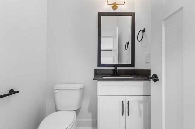 109 Aspen Pine Dr, Clarksville, TN 37043