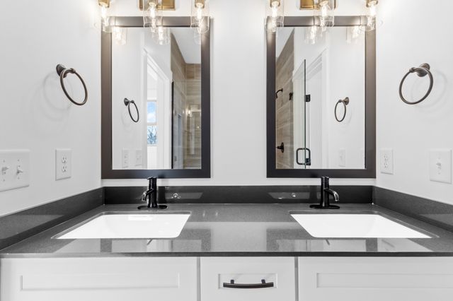 109 Aspen Pine Dr, Clarksville, TN 37043