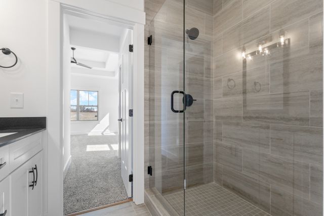 109 Aspen Pine Dr, Clarksville, TN 37043