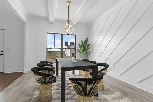 109 Aspen Pine Dr, Clarksville, TN 37043