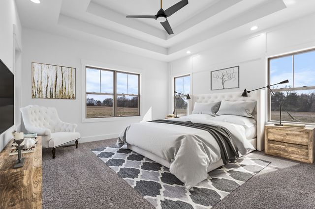 109 Aspen Pine Dr, Clarksville, TN 37043