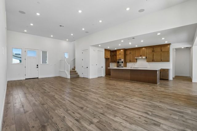 8969 Wickstrom Dr, Orangevale, CA 95662