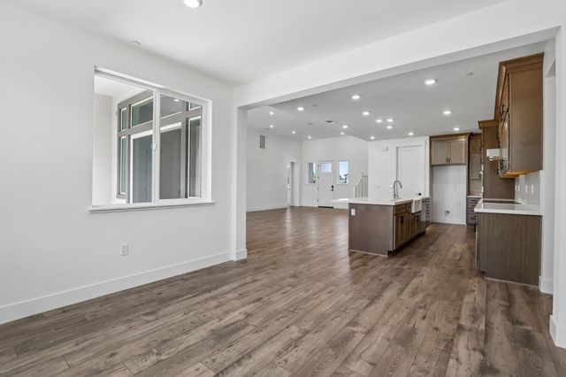 8969 Wickstrom Dr, Orangevale, CA 95662